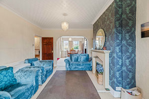 Lounge- click for photo gallery